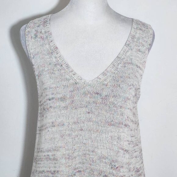 J. Jill Gray and Pink Knit Sweater Tank Top Size Small Petite Gray Sweater Tank - Picture 3 of 9